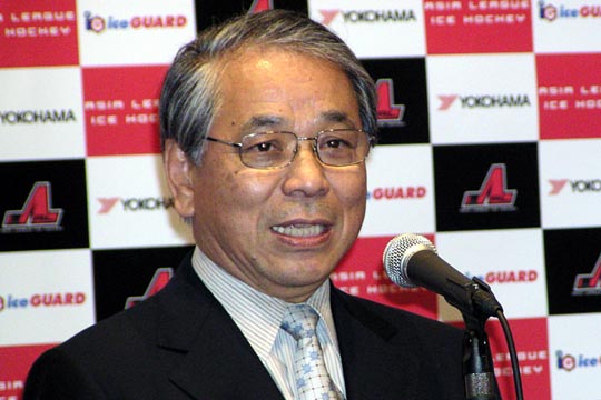 2003年には初代アジアリーグのチェアマンに就任